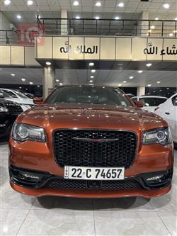 کرایسلەر 300